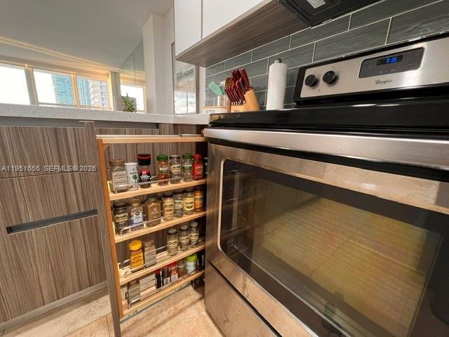 Building Photo - 600 NE 36th St