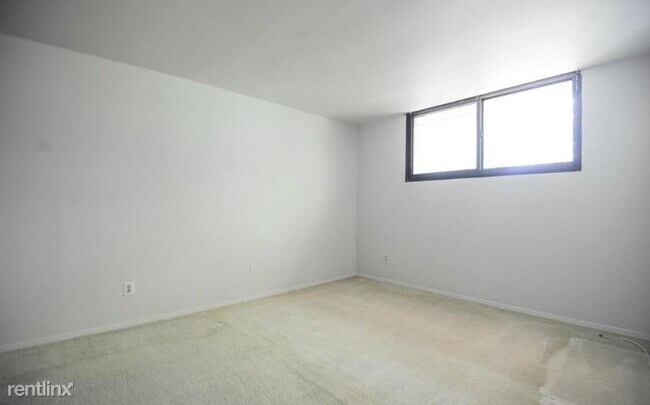 Building Photo - 2 br, 1 bath Condo - 493 N Armistead St