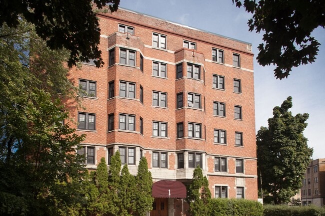 Building Photo - 1 Av. Rosemount