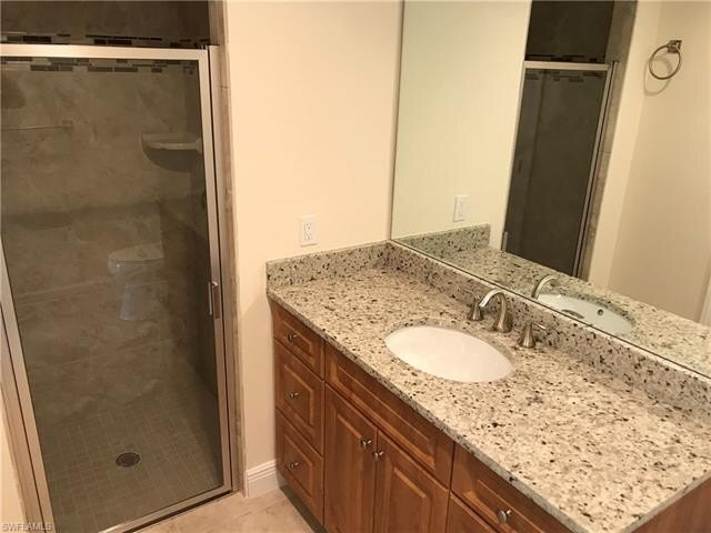 Foto del edificio - 27740 Roslin Dr