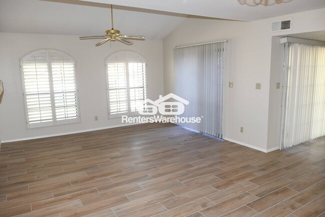 Foto del edificio - 6945 E Cochise Rd