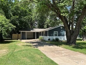 Building Photo - 1237 N Vista Pl
