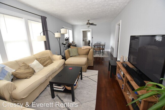 Building Photo - 2 br, 1 bath House - 525 N Sunnyside Ave.