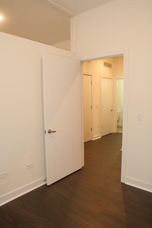Building Photo - 1249 W Madison St