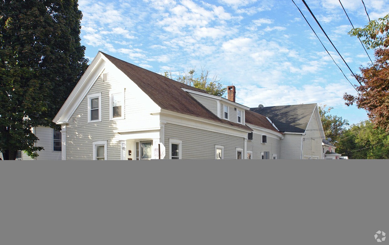 40 Summer St, Auburn, ME 04210 Apartments in Auburn, ME