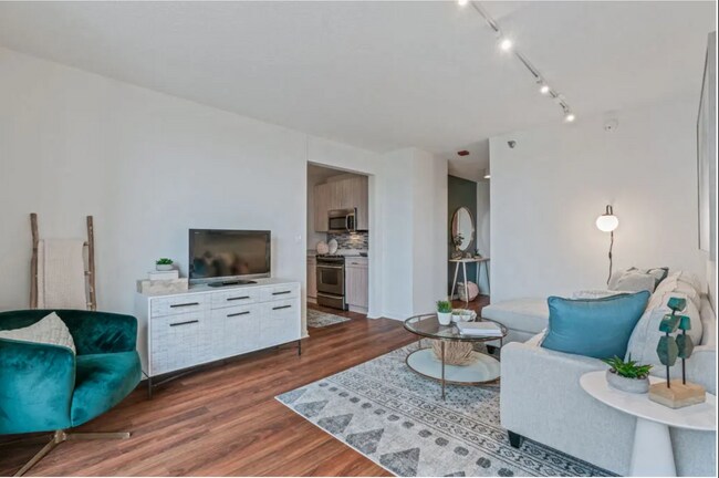 Foto del edificio - 550 N Kingsbury St