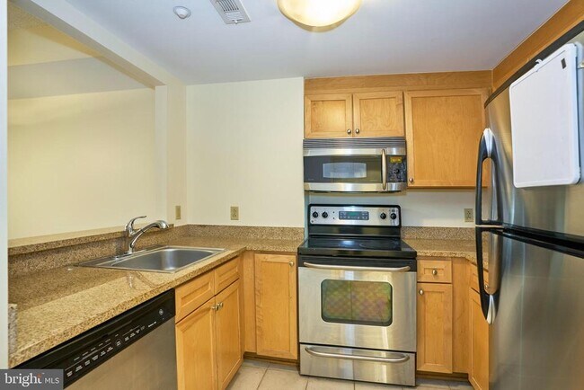 Foto del edificio - 1150 K St NW