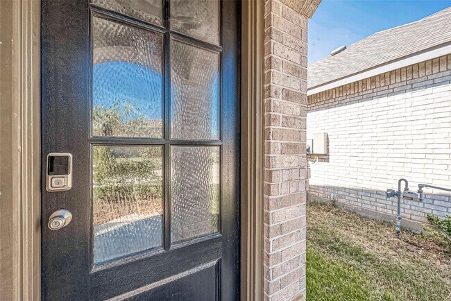 Building Photo - 16323 Tawny Emperor Dr