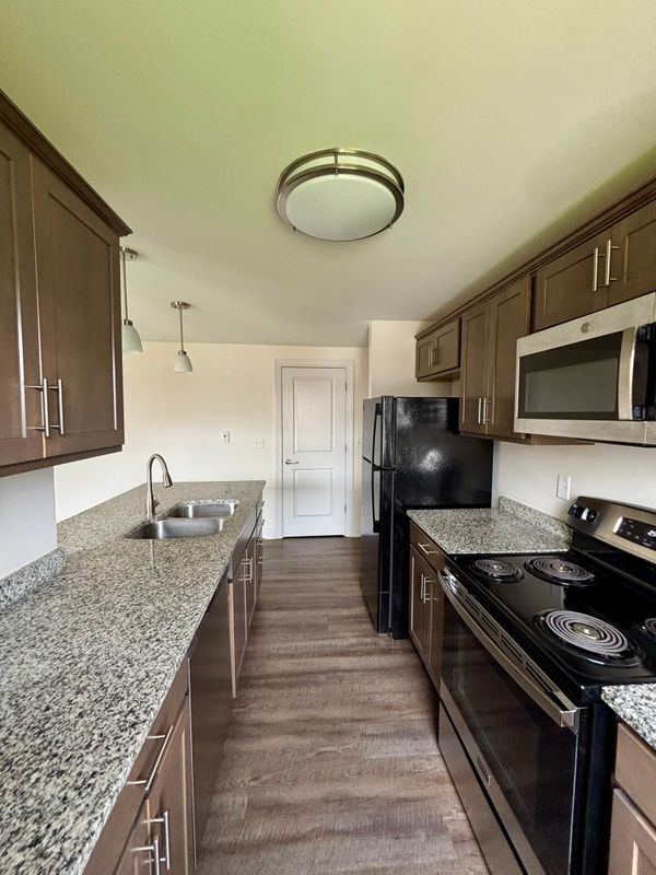Foto del edificio - 1347 Millersport Hwy