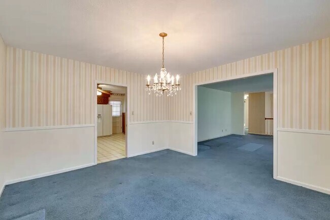 Building Photo - 4019 Belvoir Pines Dr