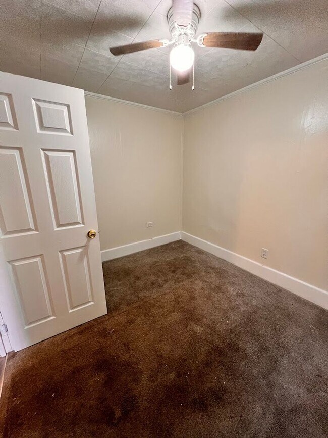 Building Photo - 14541 Kentfield St - For Rent!