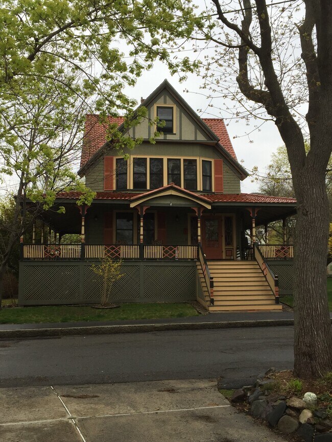 Foto del edificio - 4 Phillips Rd