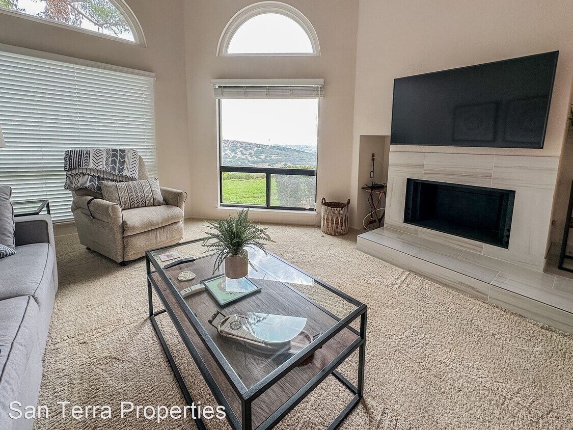 Primary Photo - 2 br, 2.5 bath House - 4861 Seda Drive