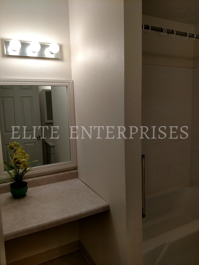 Foto del edificio - 3709 N Donna Ln
