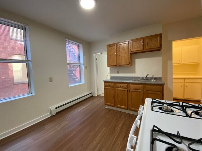 Building Photo - 64 Merrimack St