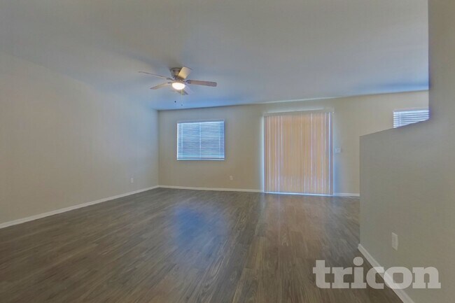 Foto del edificio - 23683 W Huntington Dr