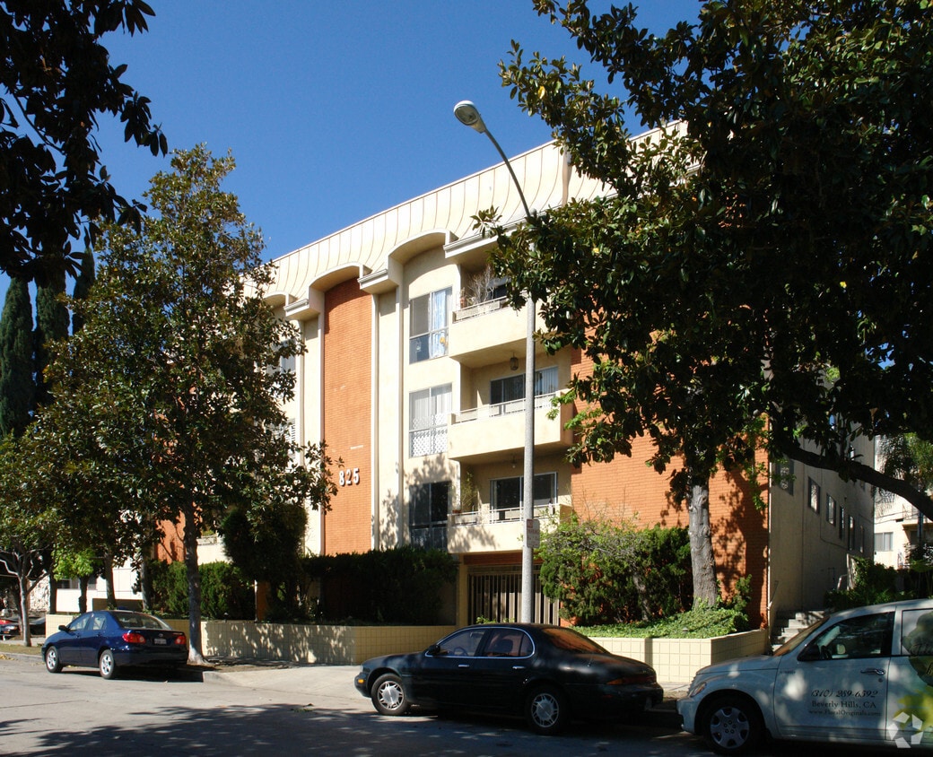 825 S Sherbourne Dr, Los Angeles, CA 90035 Apartments in Los Angeles