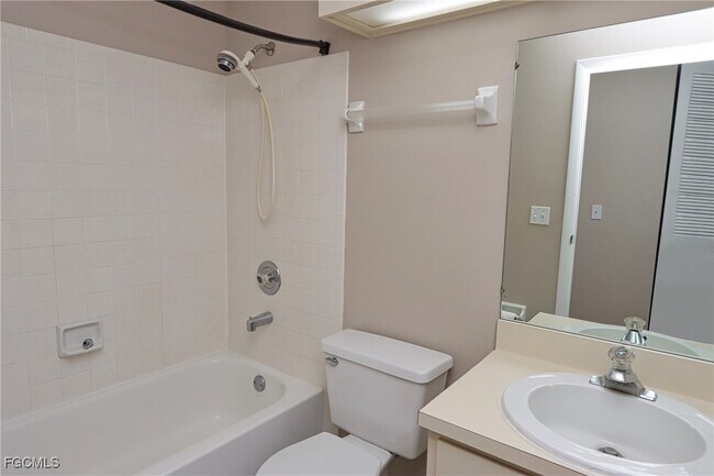 Foto del edificio - 7188 Bucknell Dr