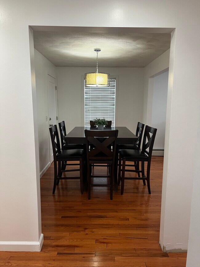 Foto del edificio - 64 Sterling St