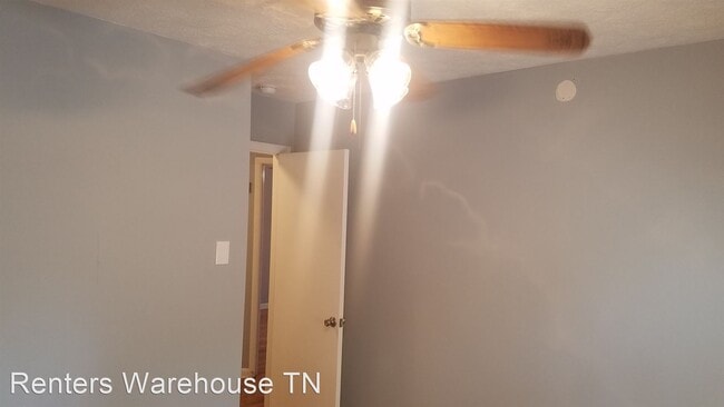 Building Photo - 3 br, 1 bath House - 117 Hillsdale Drive