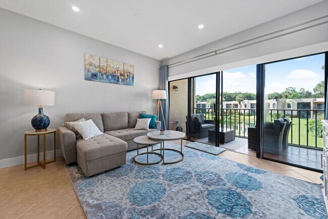 Foto del edificio - ** WORLD TENNIS CENTER FULLY REMODELED BEA...