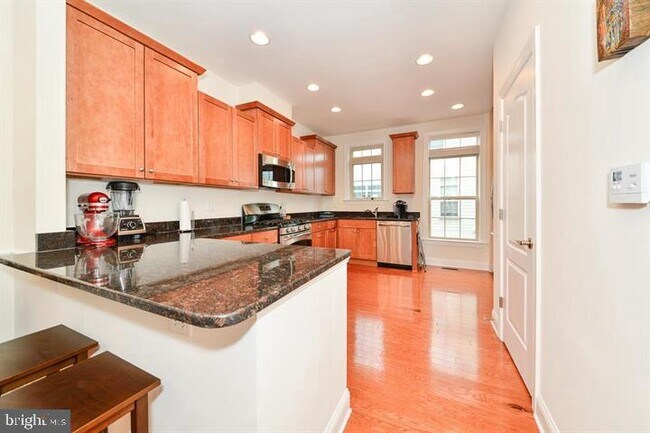 Foto del edificio - 402 N Thomas St