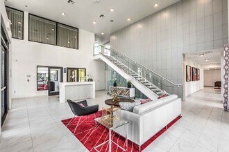 Building Photo - Arte Apartments