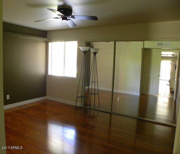 Foto del edificio - 9125 E Purdue Ave