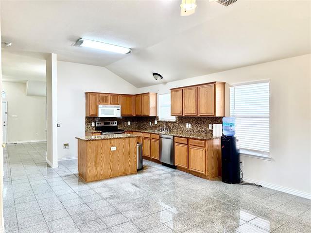 Building Photo - 5533 Ridge View Dr