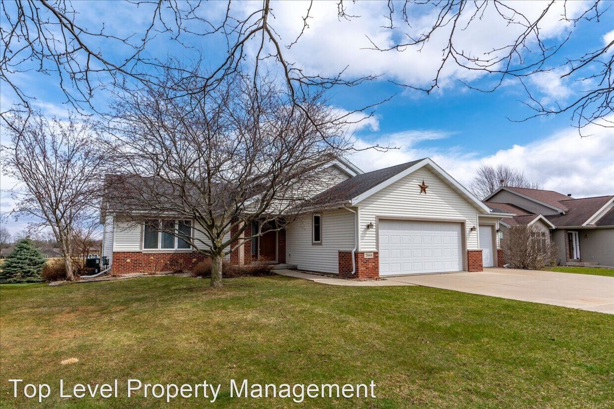 4 br, 3 bath House 2644 Mica Rd House for Rent in Fitchburg, WI