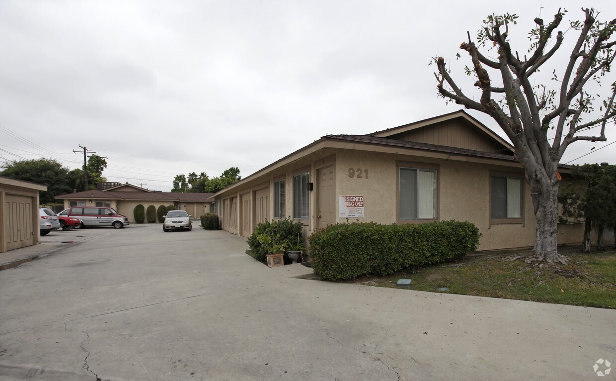 Foto principal - 921 N Citron St