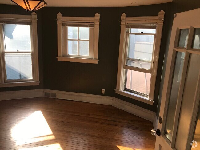 Building Photo - 1238 Williamson St