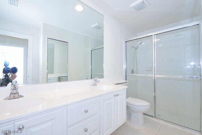 Building Photo - 4824 Lasqueti Way