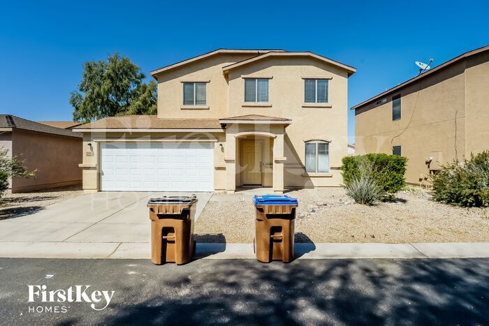 Foto principal - 2374 E Meadow Chase Dr