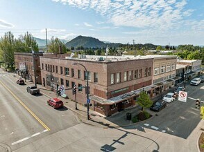 Building Photo - 1156 Griffin Ave