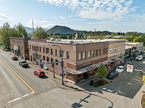 Building Photo - 1156 Griffin Ave