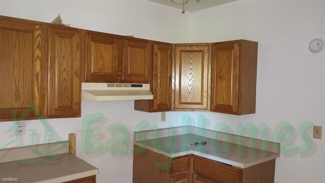 Building Photo - 3 br, 1 bath House - 1107 Johnson Street