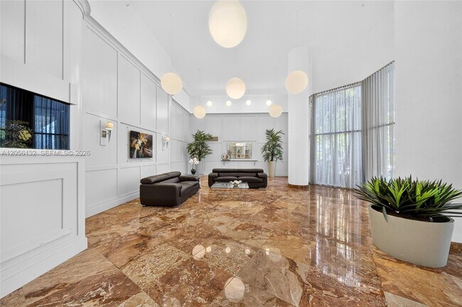 Foto del edificio - 3600 Mystic Pointe Dr