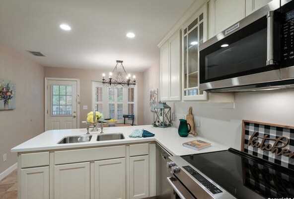 Building Photo - 201 Ellwood-277.1