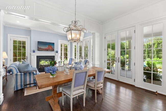 Foto del edificio - 229 Toylsome Ln