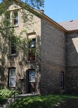 Building Photo - 1034 S 19th St