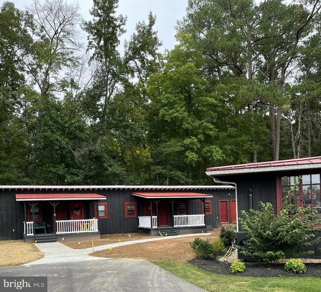 Building Photo - 44600 Tall Timbers Rd