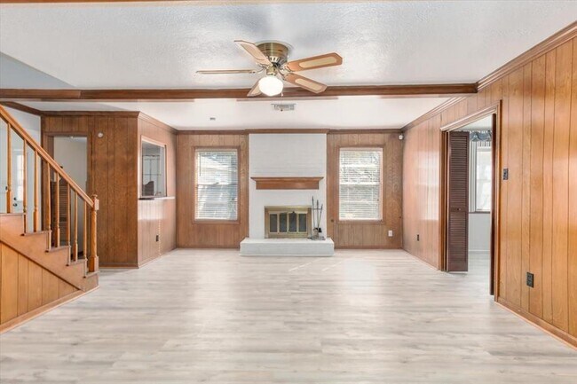 Foto del edificio - 4707 Geneva Dr