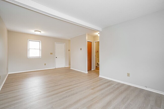 Foto del edificio - 207 N Madison Rd