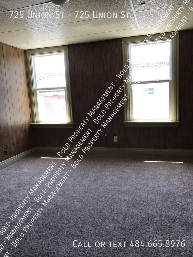 Foto del edificio - 725 Union St