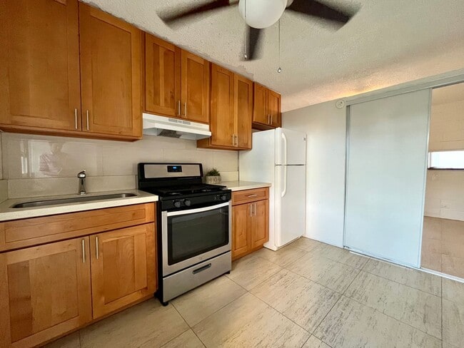 Waikiki: 1 Bed, 1 Bath/Studio for Rent - Waikiki: 1 Bed, 1 Bath/Studio for Rent Apartment