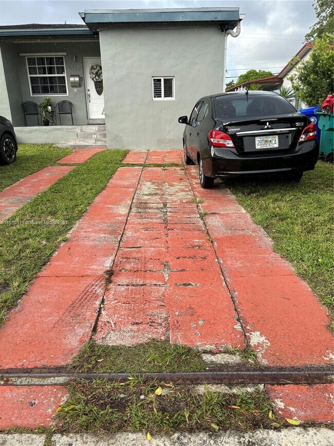 Foto del edificio - 5150 NW 2nd St