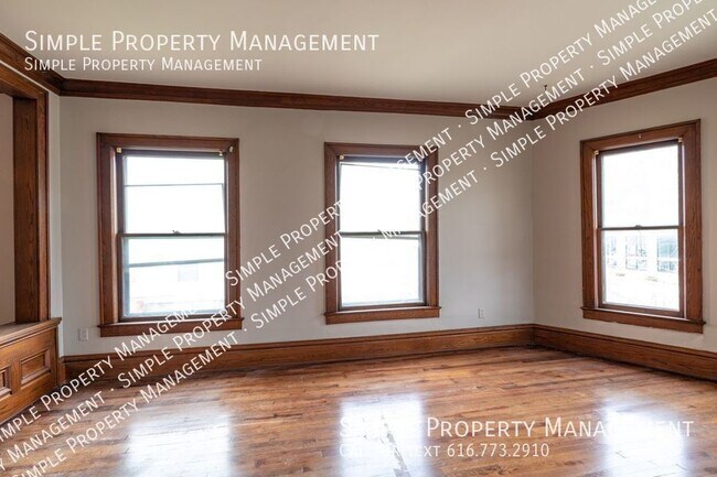 Foto del edificio - 610 Michigan St NE