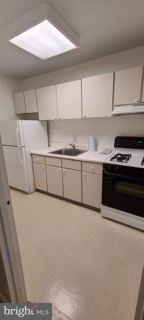 Foto del edificio - 4501 Arlington Blvd