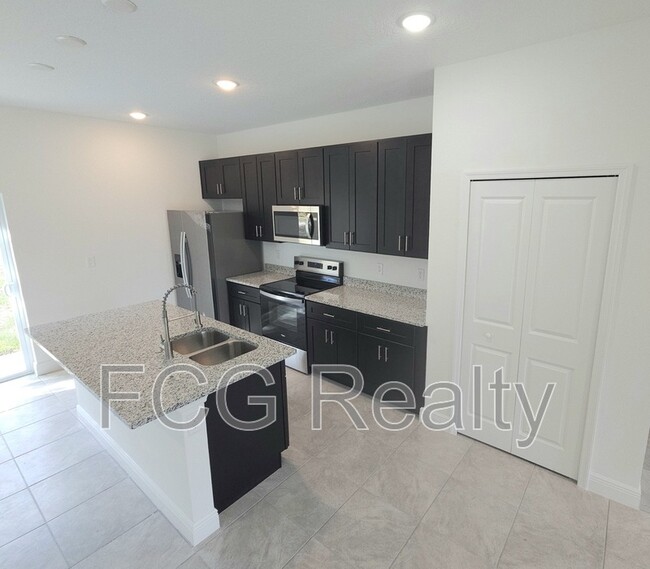 Foto del edificio - 6254 N Waycross Way